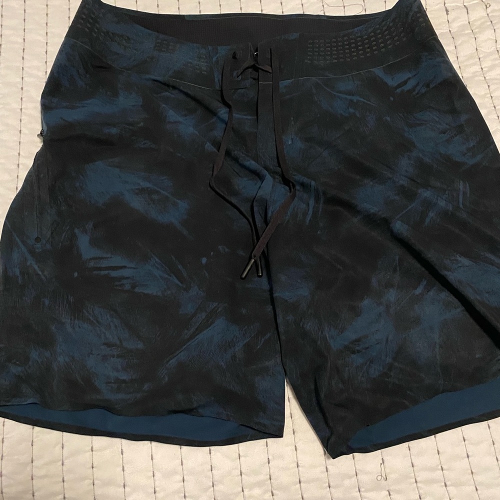 Lululemon Current State Board Shorts